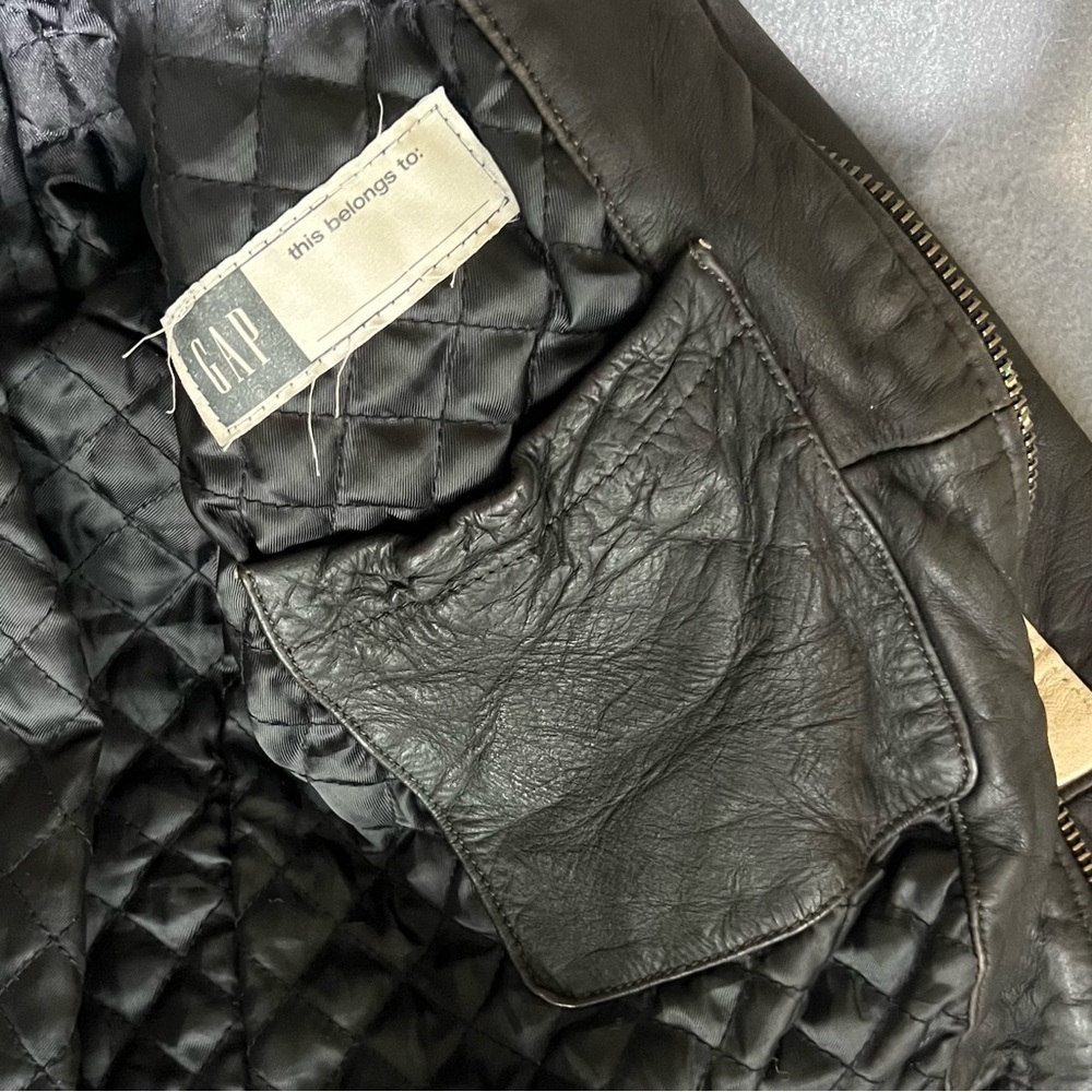 GAP Kids Black and Cream Bomber Leather Jacket Sporty Varsity Style - Picture 8 of 10